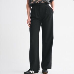 Abercrombie & Fitch Sloane Wide Leg Trouser
